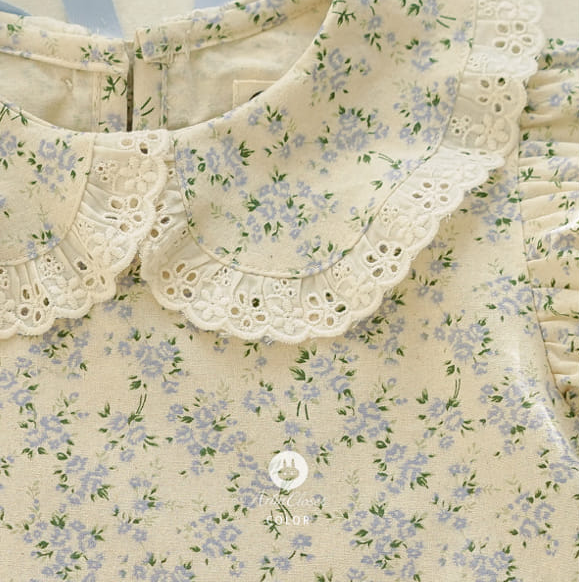 Romantic Blouse